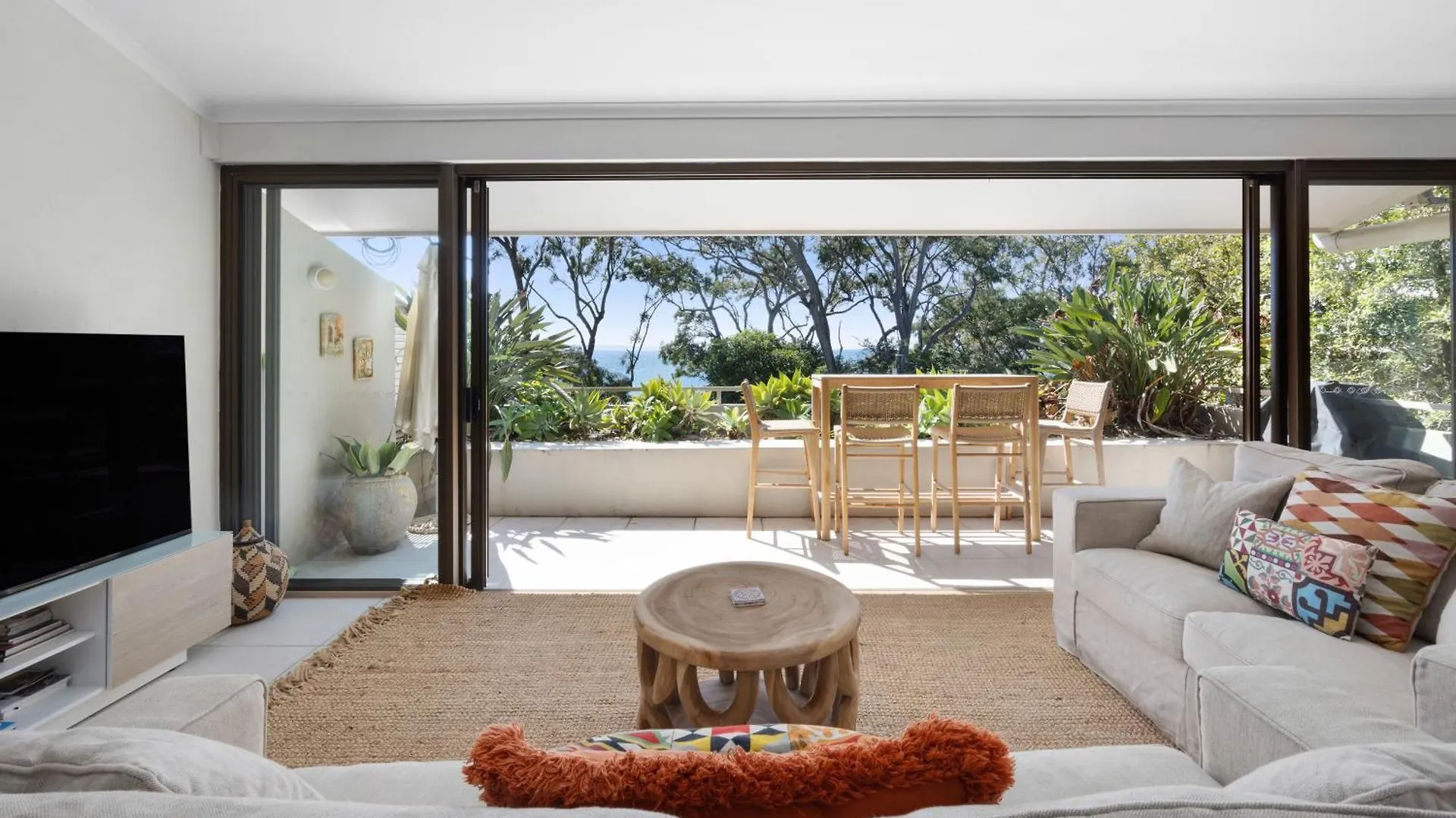 Holiday home Cove Point 5 Stylish Cove Escape