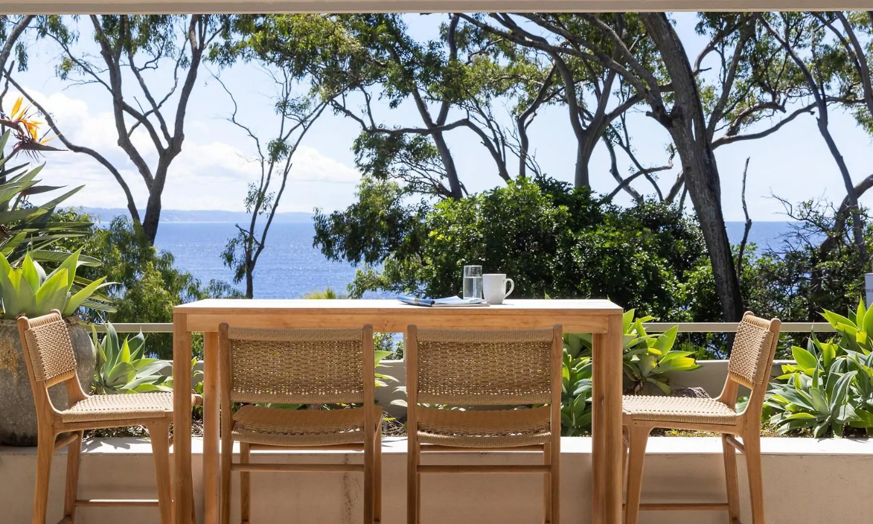 Cove Point 5 Stylish Cove Escape 0*, Noosa Heads